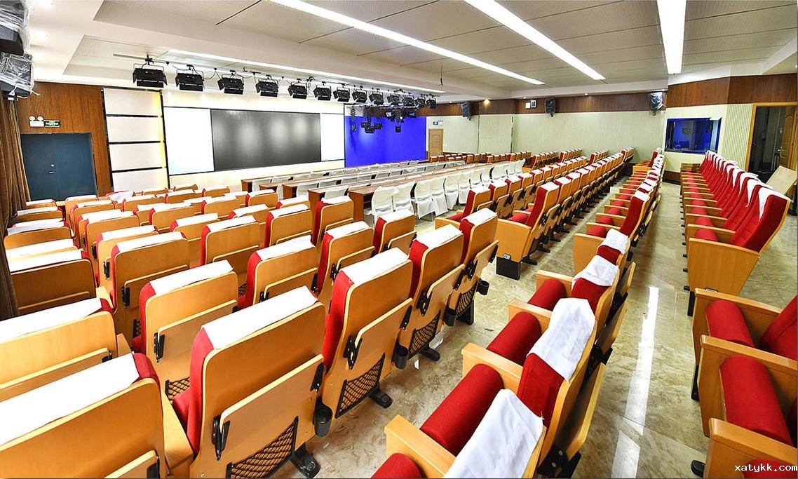 图书馆二楼演播厅