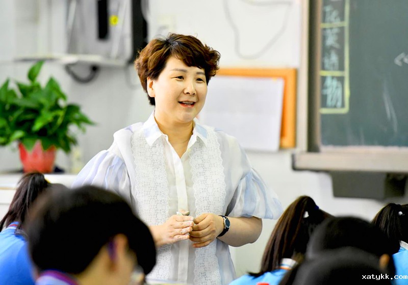 1558571502133239.jpg 2.井源源——用心开掘教育教学的源头活水.jpg