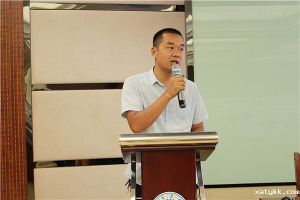 1565914902524987.jpg 7王兵老师在分享经验.jpg