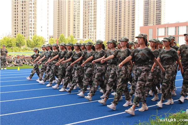 1566197615249584.jpg 3队列表演.jpg