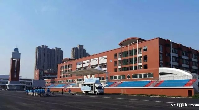 1567909282561564.jpg 640.webp.jpg