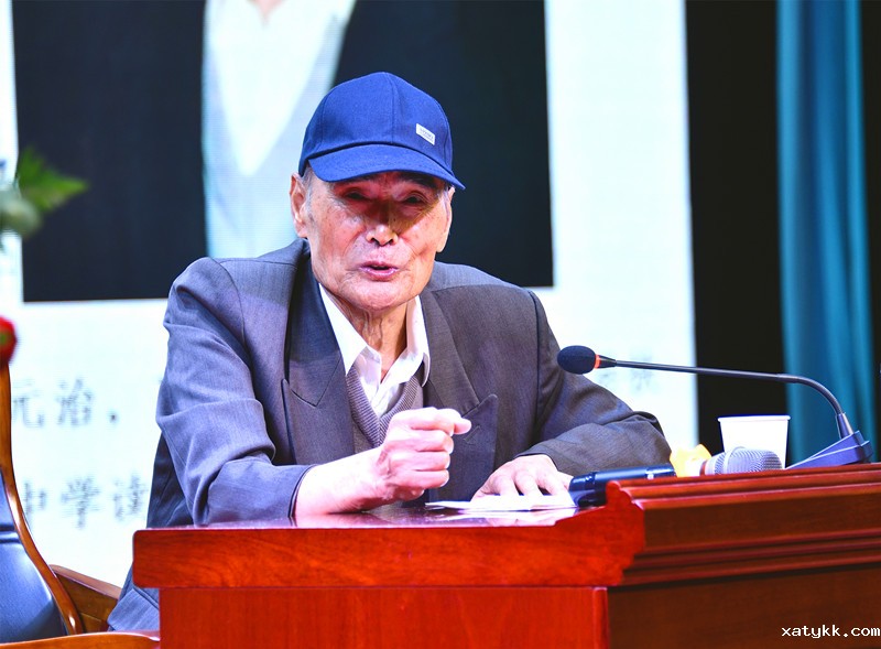 1568624458888778.jpg 6席元治校友在论坛上分享.jpg