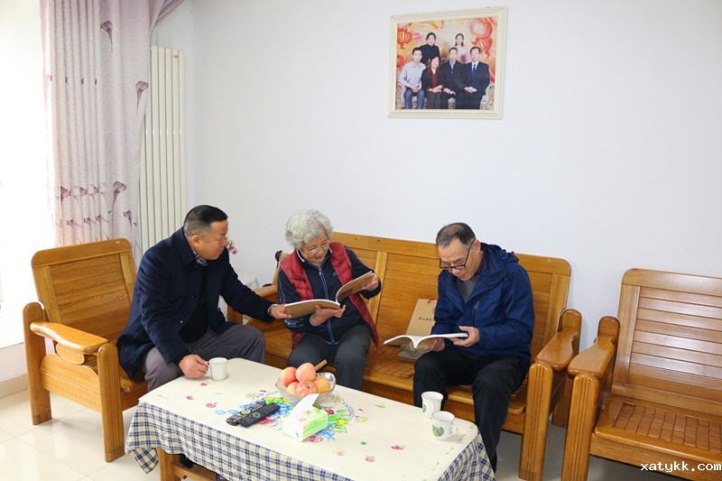 1578913731117240.jpg 5校领导看望学校老干部杜志纯同志.JPG