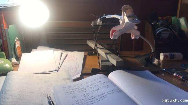 1581605888119576.jpg 9.任瑛老师的直播设备.jpg