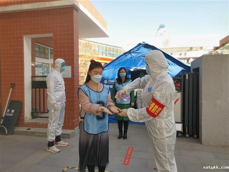 1584688297121315.jpg 7 入校后消毒.jpg