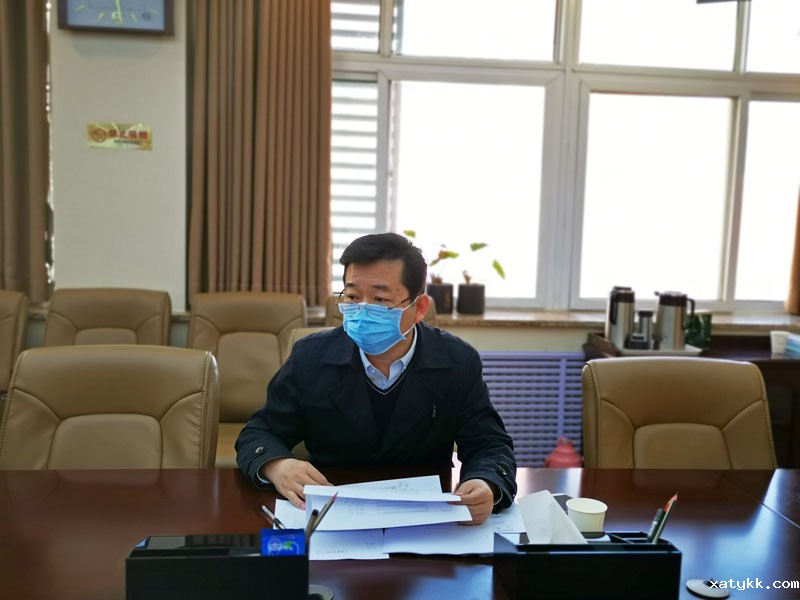 4 张超副校长对中层干部进行培训.jpg