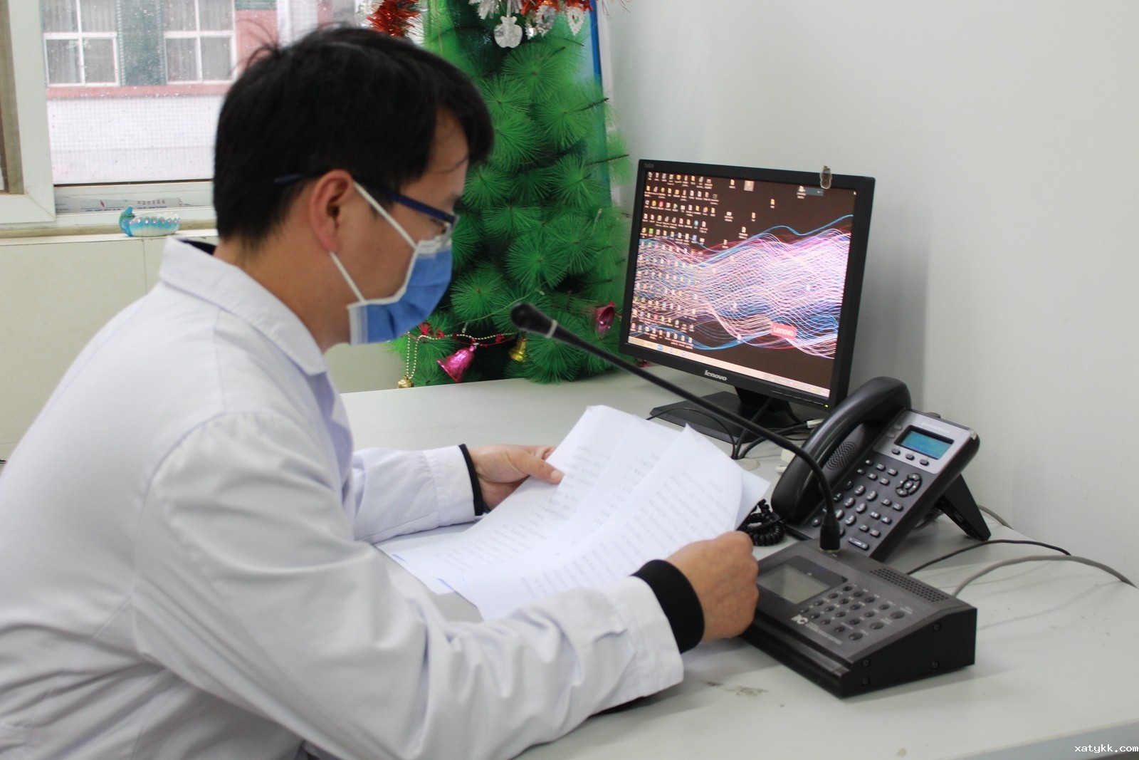 1586526412338401.jpg 张耀大夫结合疫情防控进行爱国卫生广播讲话 (复制).jpg