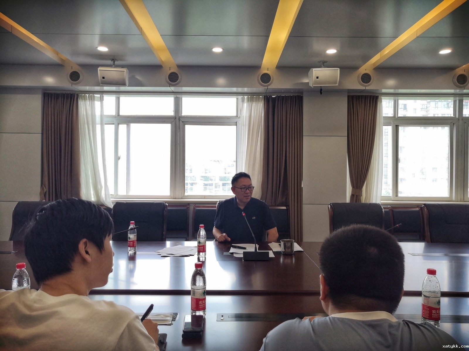 1594542941605457.jpg 2.党总支书记赵银堂做职业道德培训.jpg