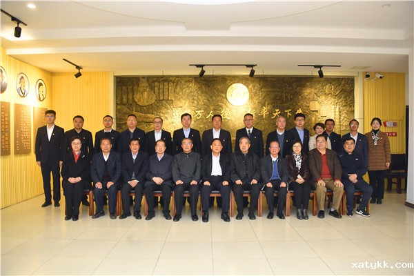 1617415282128776.jpg 13合影留念.jpg