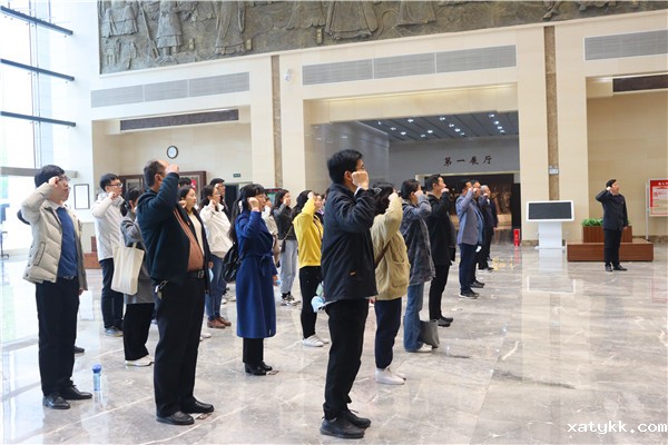 1617787264575420.jpg 2重温入党誓词.jpg