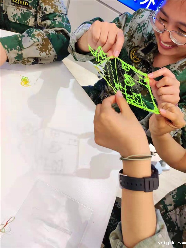 1622252970206337.jpg 创客空间:友情的小屋.jpg