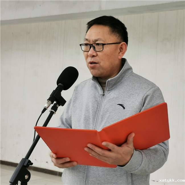 1641021860789202.jpg 2赵银堂书记宣读比赛规则.jpg