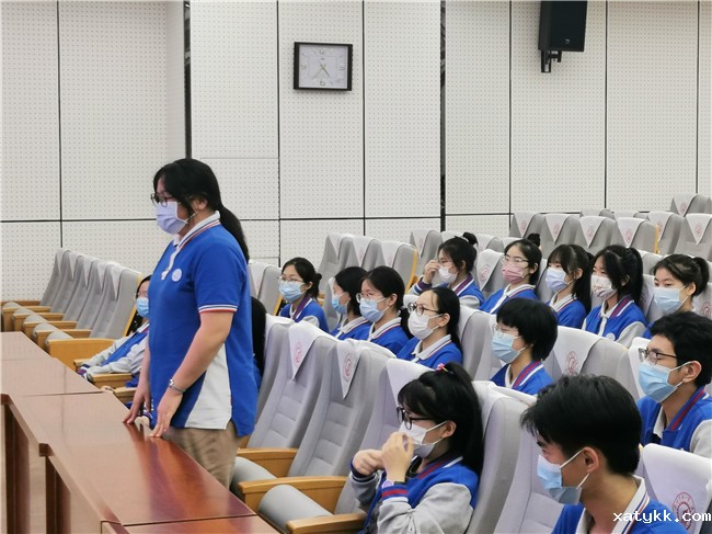 1651139108126212.jpg 4、学生与老师积极互动.jpg