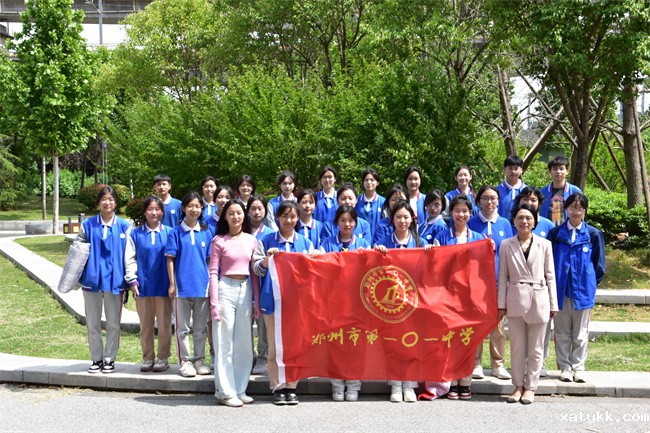 1683879080938351.jpg 7、合影留念.jpg