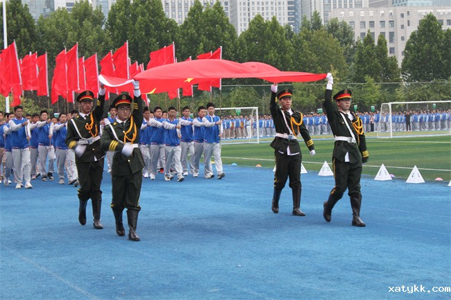 1696727819109244.jpg 1、国旗队入场.jpg