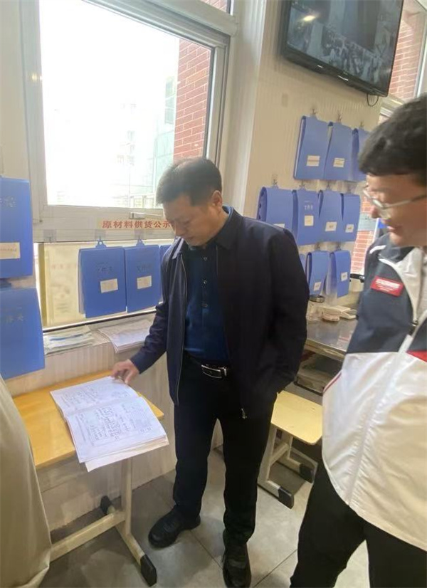 1763712549123845.jpg 7-学习郑州9中的餐厅管理制度.jpg