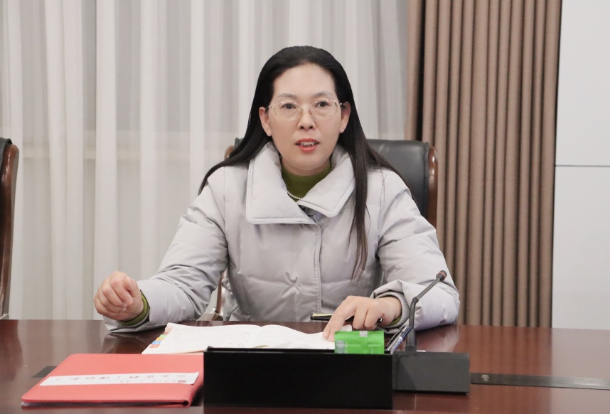 1772758045110303.jpg 3校长谭纪萍勉励全体教研组长.jpg